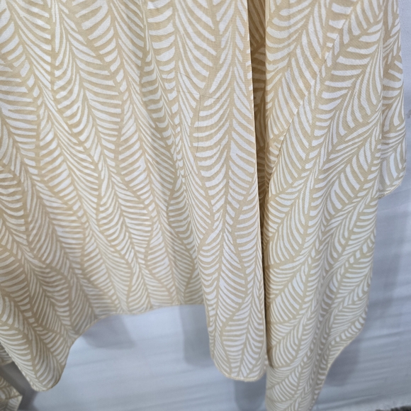 ONE WORLD Tan and White Boho Top Size S - Picture 9 of 9